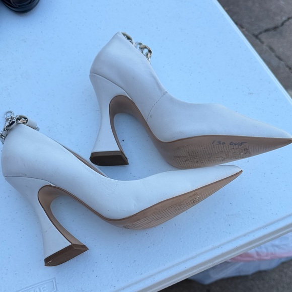 Steve Madden Cream Heels with Chain Accent - Picture 4 of 5